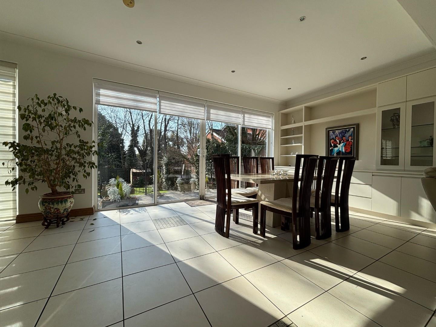 Sunnydale Gardens, Mill Hill, NW7, London